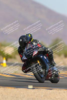media/Nov-06-2023-Moto Forza (Mon) [[ce023d0744]]/3-Intermediate Group/Session 3 (Turn 5)/